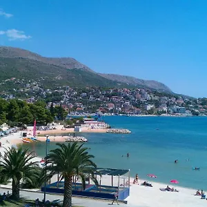 https://villa-de-luxe.splithotels.org